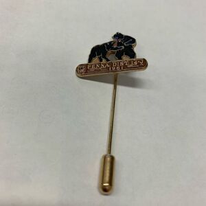 Lions Club Penna Dist 14-J 1981 Gold Tone Bear Pin